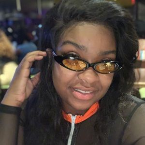 Meet your Posher, Larrell